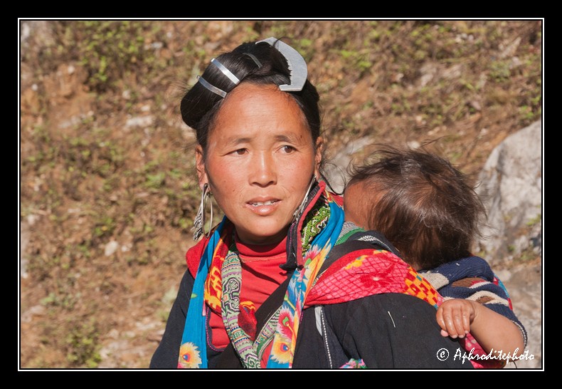 28 Hmong's portraits